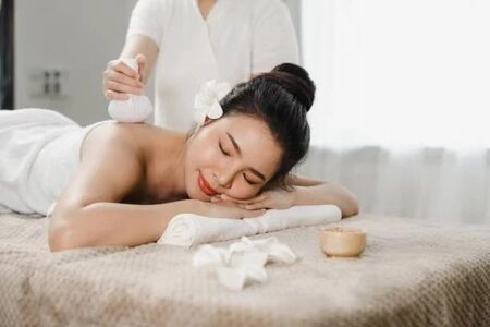 Pamper PeakFoot Spa