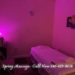 Spring massage