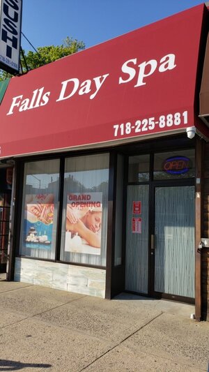 Falls day spa
