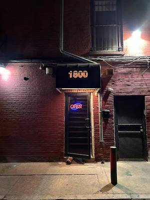 1800 Ludlow