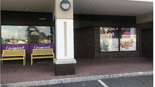 Swan Lake spa Body and foot massage