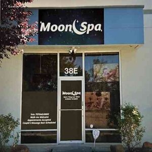 Moon Spa